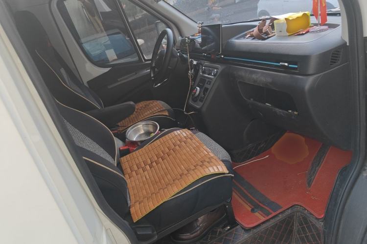 Used JAC Group Van Baolu 2024 V8 Flagship Edition - CATL Left Rear Seat