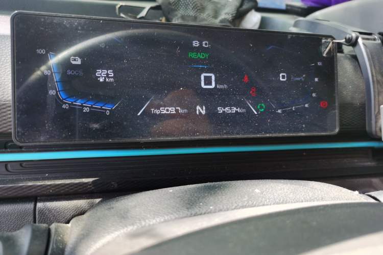 Used JAC Group Van Baolu 2024 V8 Explorer Edition - Guoxuan High-Tech Odometer Close Up