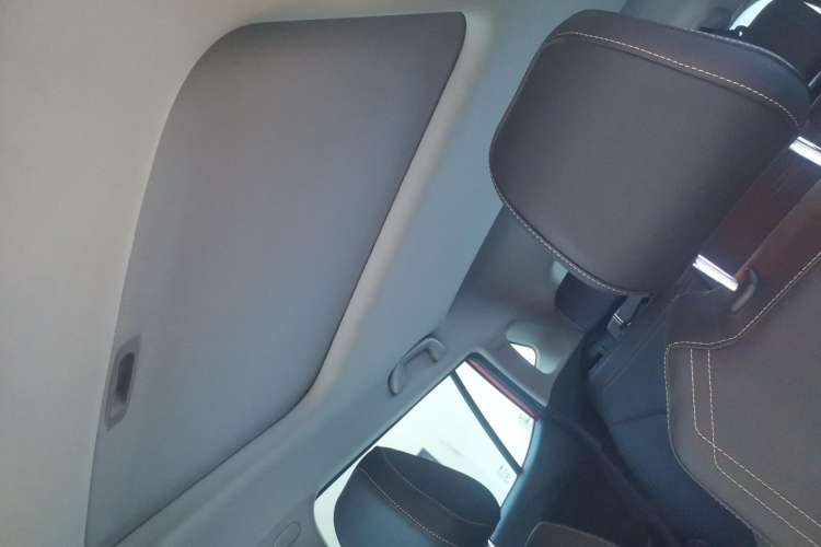 Used JAC Group X4 2020 1.5T CVT Superior Trim Headliner