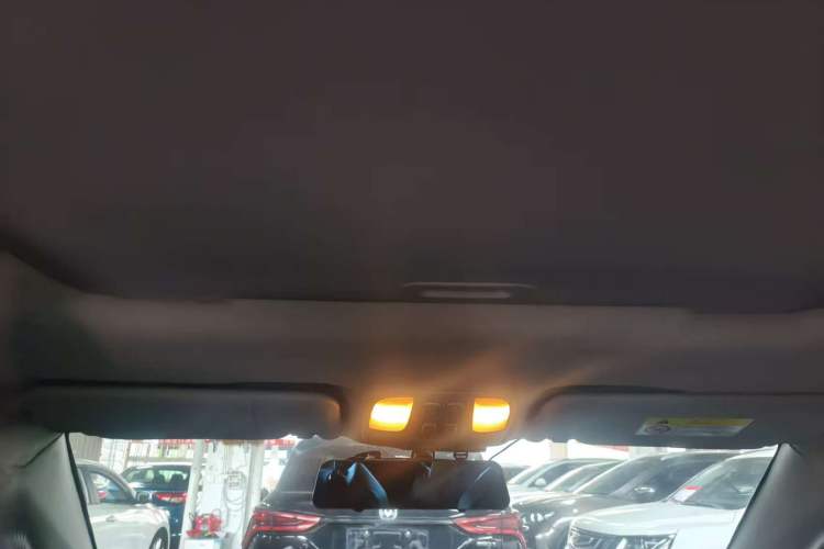 Used JAC Group X4 2020 1.5T CVT Elite Model Interior 3
