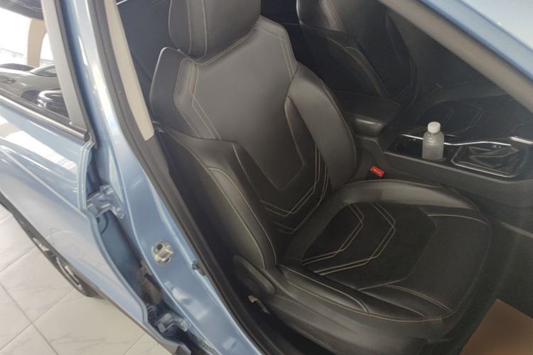 Used JAC Group X4 2020 1.5T CVT Elite Model Right Front Seat
