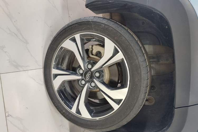 Used JAC Group X4 2020 1.5T CVT Elite Model Right Rear Wheel Hub