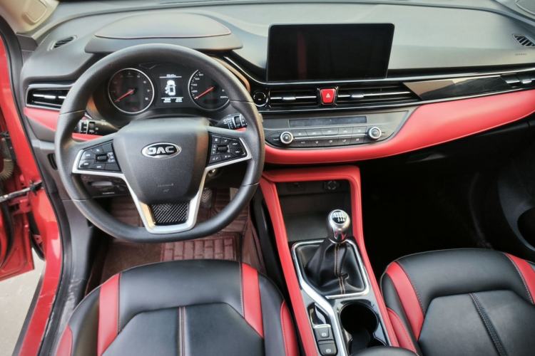 Used JAC Group X4 2020 1.5T Manual Elite Edition Interior 4