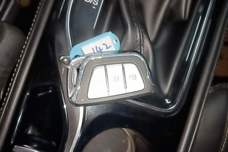 Used JAC Group X4 2020 1.5T CVT Superior Trim Vehicle Key