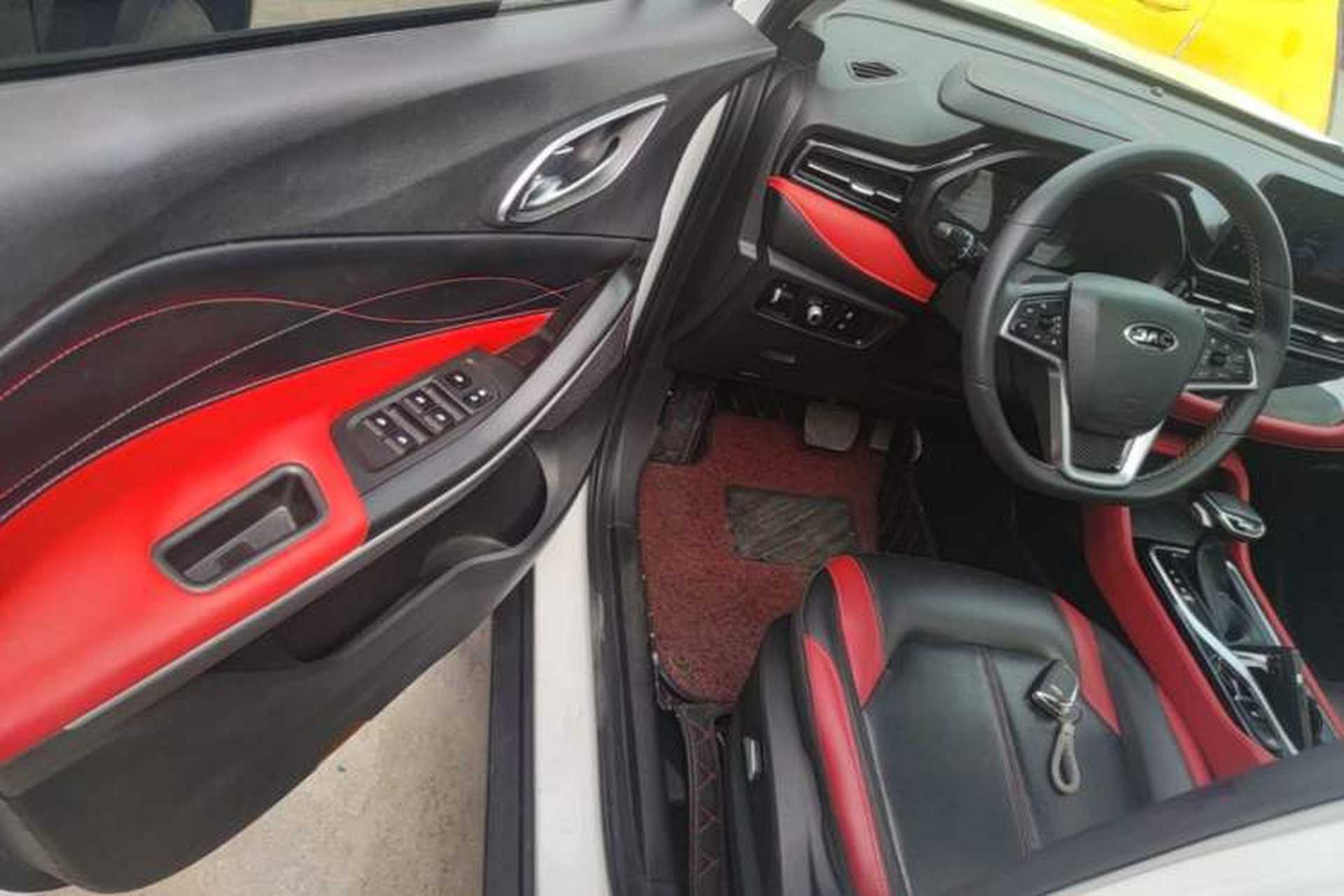 Used JAC Group X4 2020 1.5T CVT Dream Edition Driver Seat