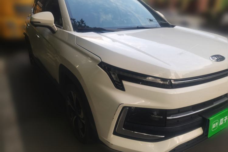 Used JAC Group X4 2020 1.5T CVT Dream Edition Front Right 45 Deg