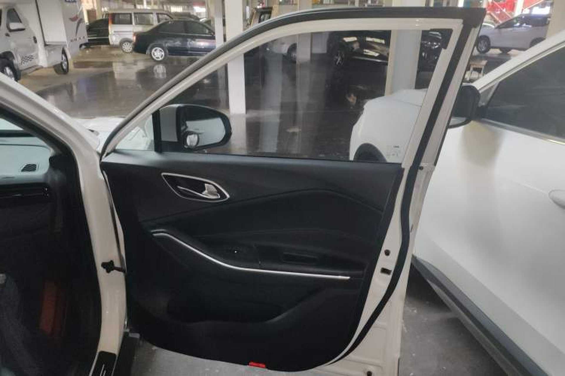 Used JAC Group X4 2020 1.5T CVT Superior Trim Interior 2