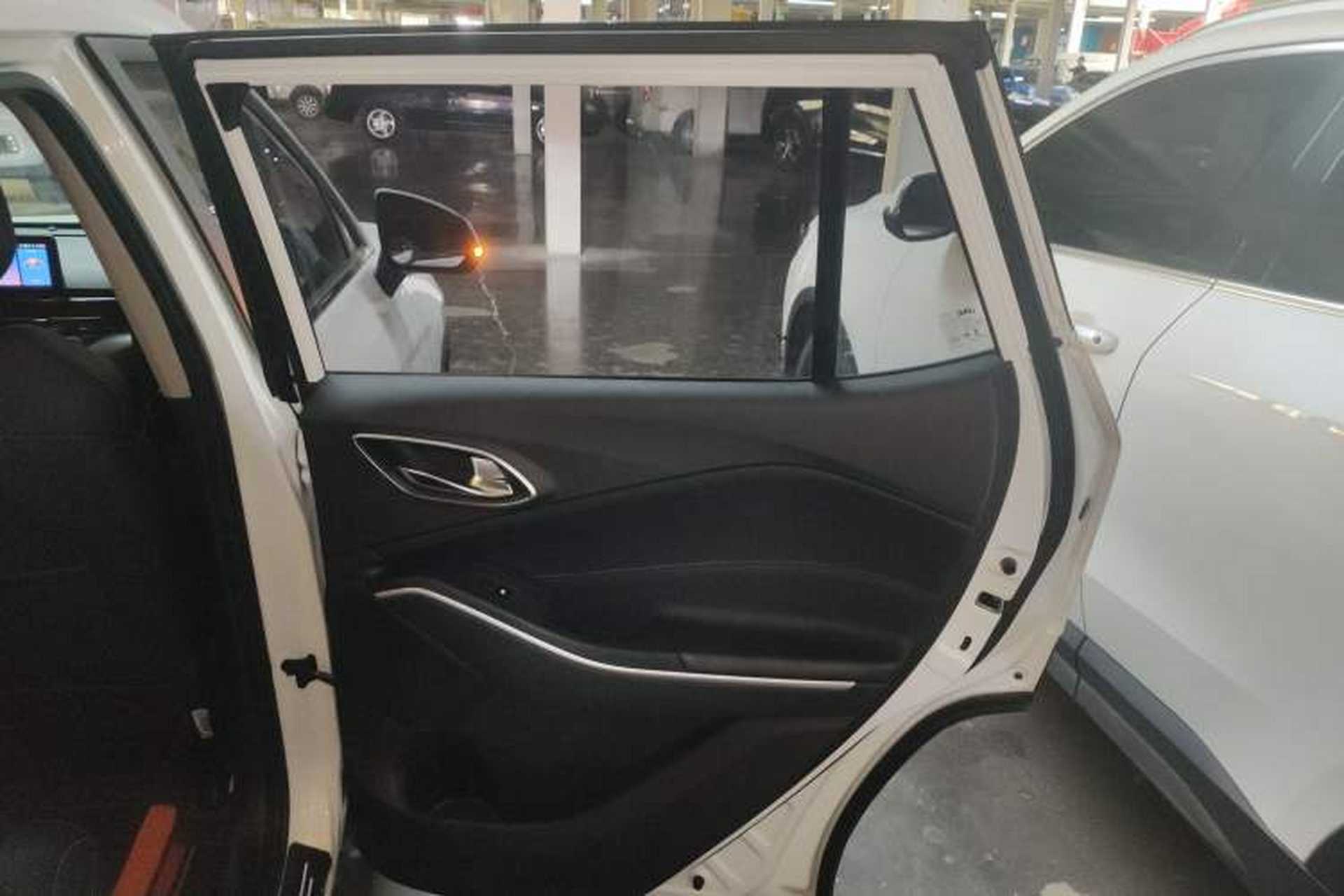 Used JAC Group X4 2020 1.5T CVT Superior Trim Interior 3