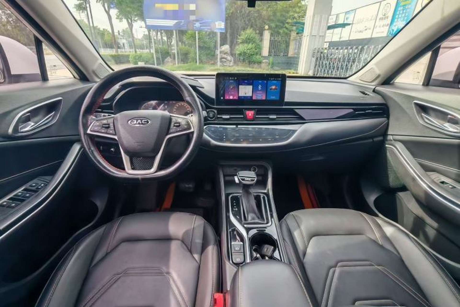 Used JAC Group X4 2020 1.5T CVT Superior Trim Interior 7
