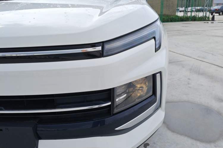 Used JAC Group X4 2020 1.5T CVT Superior Trim Left Front Headlight