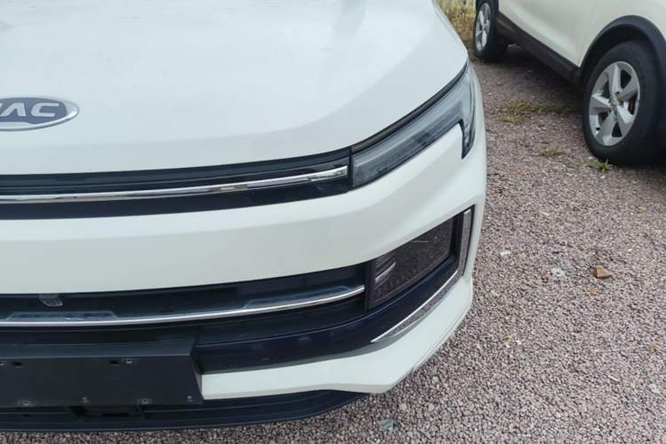 Used JAC Group X4 2020 1.5T CVT Superior Trim Left Front Headlight