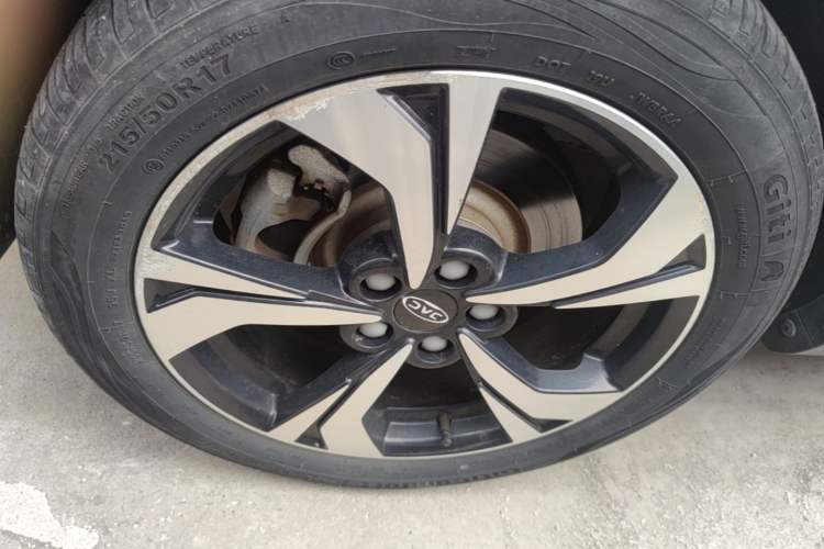 Used JAC Group X4 2020 1.5T CVT Dream Edition Left Front Wheel Hub