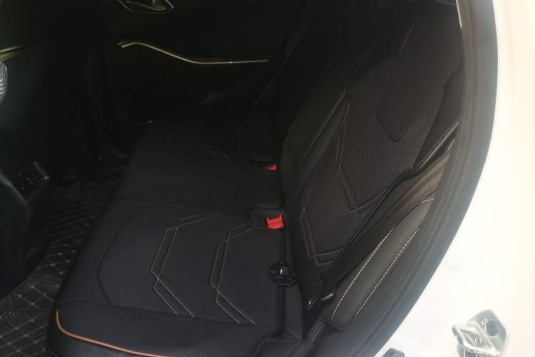 Used JAC Group X4 2020 1.5T CVT Dream Edition Left Rear Seat
