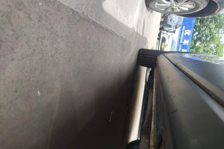 Used JAC Group X4 2020 1.5T CVT Dream Edition Left Side Sill