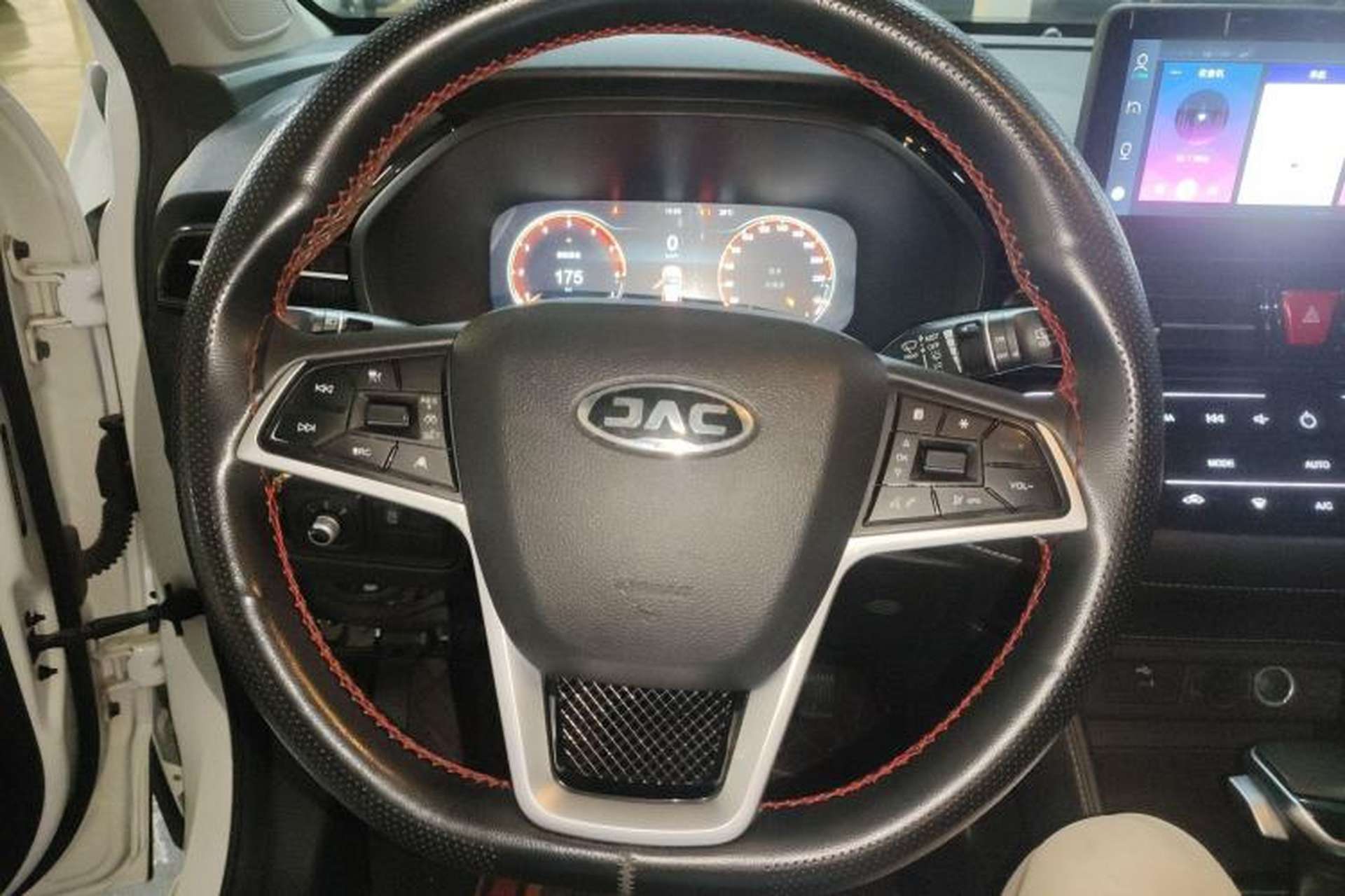 Used JAC Group X4 2020 1.5T CVT Superior Trim Steering Wheel