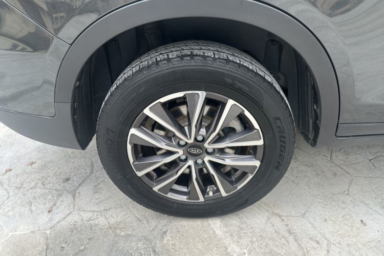 Used JAC Group X7 2020 1.5TGDI Automatic Free-Style Model Exterior 8