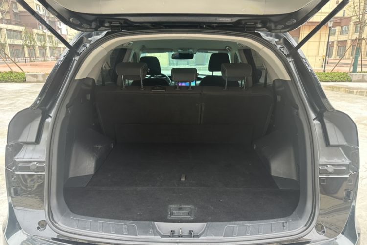 Used JAC Group X7 2020 1.5TGDI Automatic Free-Style Model Exterior 9