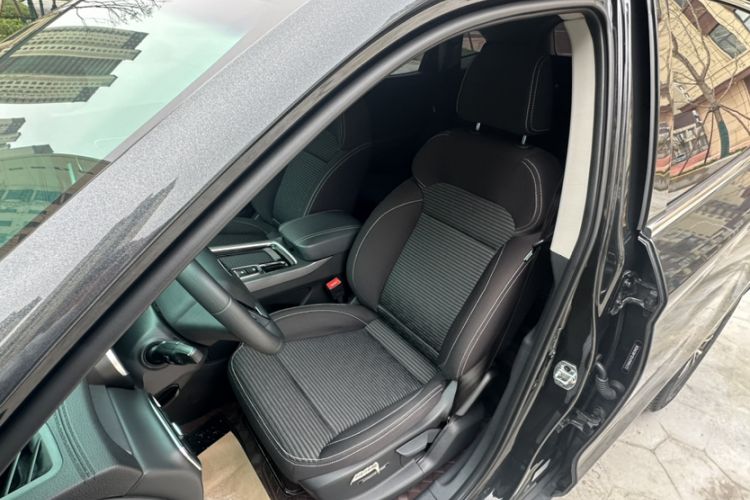 Used JAC Group X7 2020 1.5TGDI Automatic Free-Style Model Interior 3