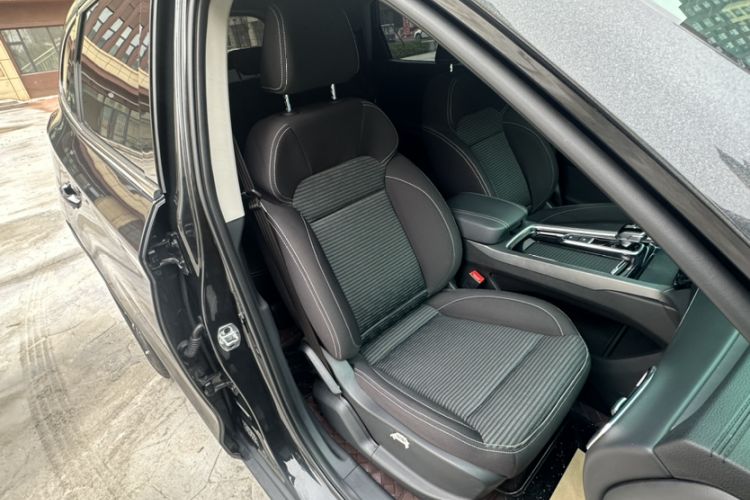 Used JAC Group X7 2020 1.5TGDI Automatic Free-Style Model Interior 4