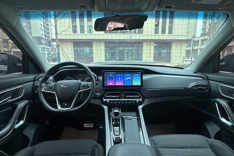 Used JAC Group X7 2020 1.5TGDI Automatic Free-Style Model Interior 5
