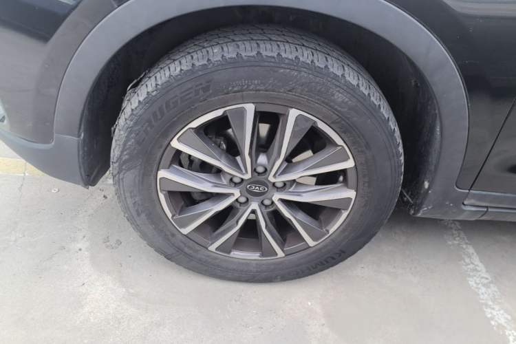 Used JAC Group X7 2020 1.5TGDI Automatic Free-Style Model Left Front Wheel Hub