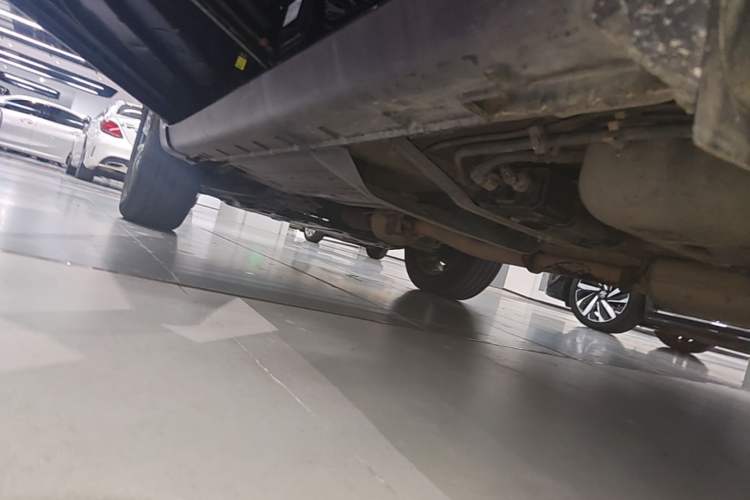 Used JAC Group X7 2020 1.5TGDI Automatic Overdrive Model Left Side Sill