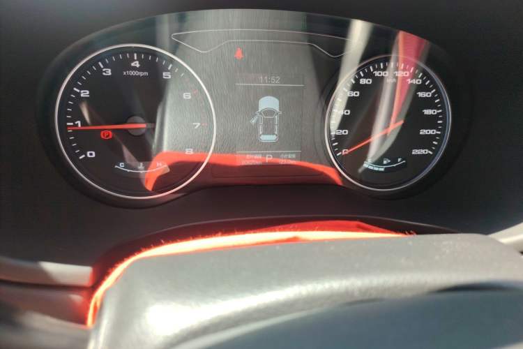 Used JAC Group X7 2020 1.5TGDI Automatic Overdrive Model Odometer Close Up
