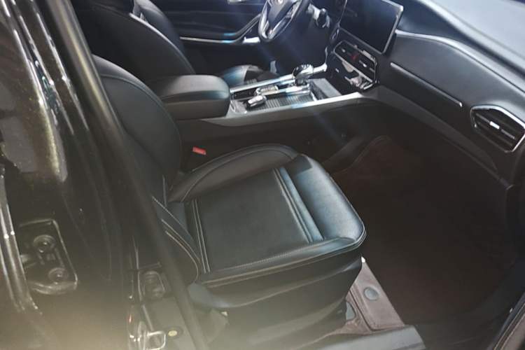 Used JAC Group X7 2020 1.5TGDI Automatic Overdrive Model Right Front Seat
