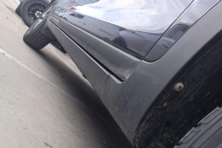 Used JAC Group X7 2020 1.5TGDI Automatic Free-Style Model Right Side Sill