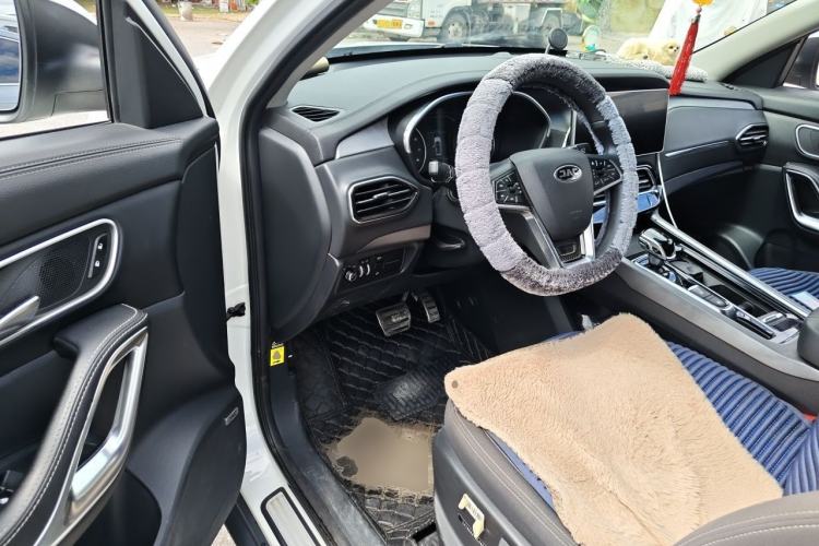 Used JAC Group X7 2020 1.5TGDI Automatic Free-Style Model Driver Seat