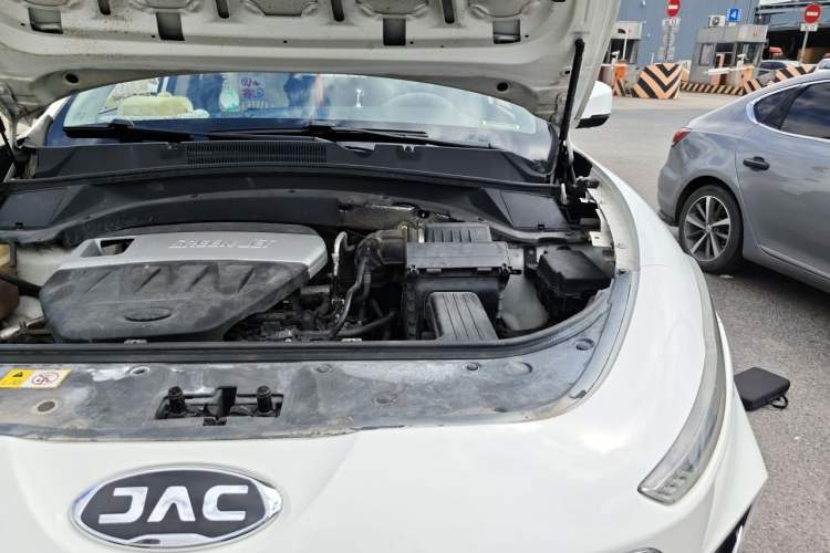Used JAC Group X7 2020 1.5TGDI Automatic Free-Style Model Engine Bay Left