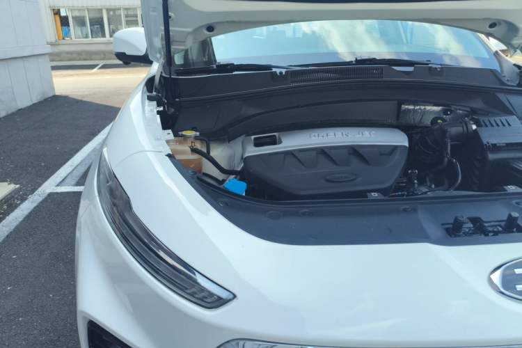 Used JAC Group X7 2020 1.5TGDI Automatic Dream Edition Engine Bay Right