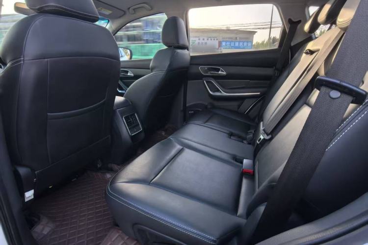 Used JAC Group X7 2020 1.5TGDI Automatic Overdrive Model Interior 2