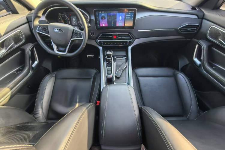 Used JAC Group X7 2020 1.5TGDI Automatic Overdrive Model Interior 3