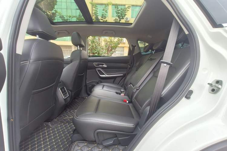Used JAC Group X7 2020 1.5TGDI Automatic Dream Edition Interior 3
