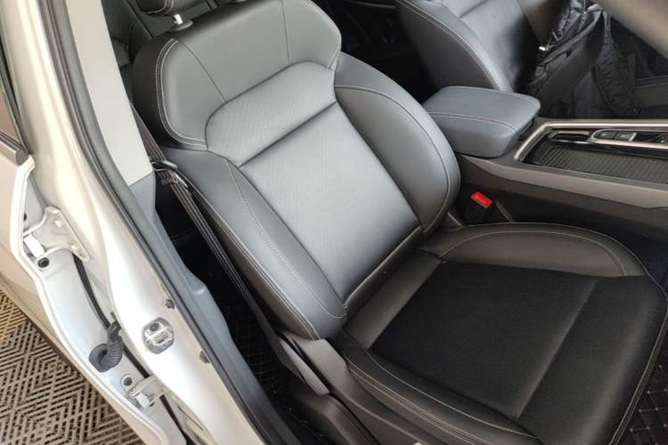 Used JAC Group X7 2020 1.5TGDI Automatic Dream Edition Right Front Seat