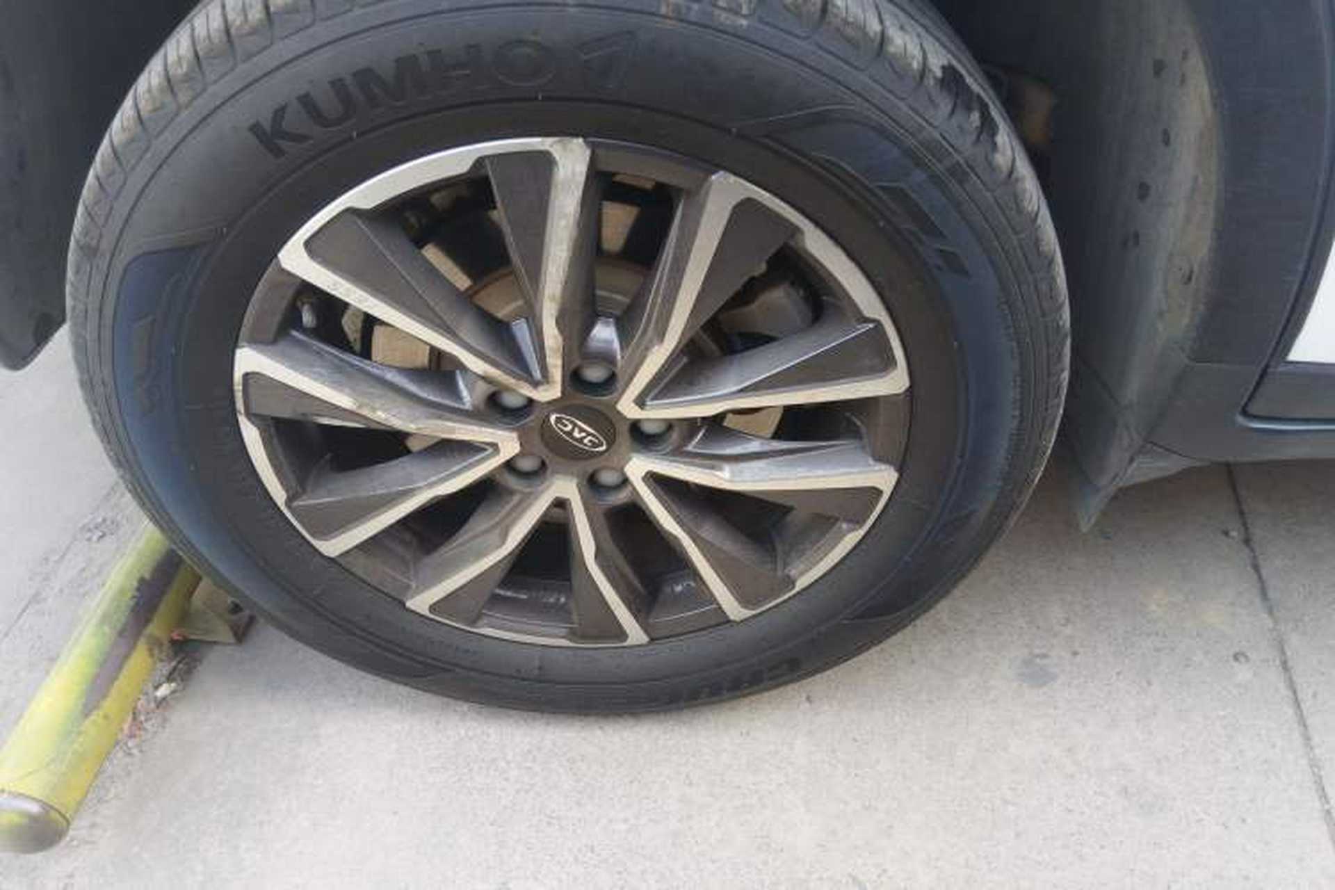 Used JAC Group X7 2020 1.5TGDI Automatic Free-Style Model Right Rear Wheel Hub