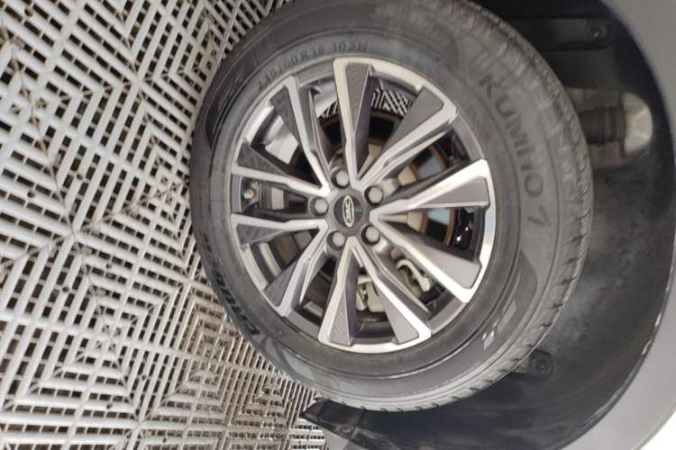 Used JAC Group X7 2020 1.5TGDI Automatic Dream Edition Right Rear Wheel Hub