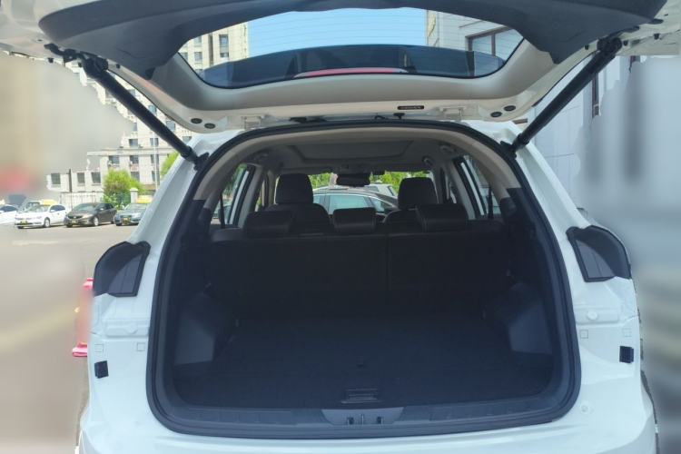 Used JAC Group X7 2020 1.5TGDI Automatic Dream Edition Trunk