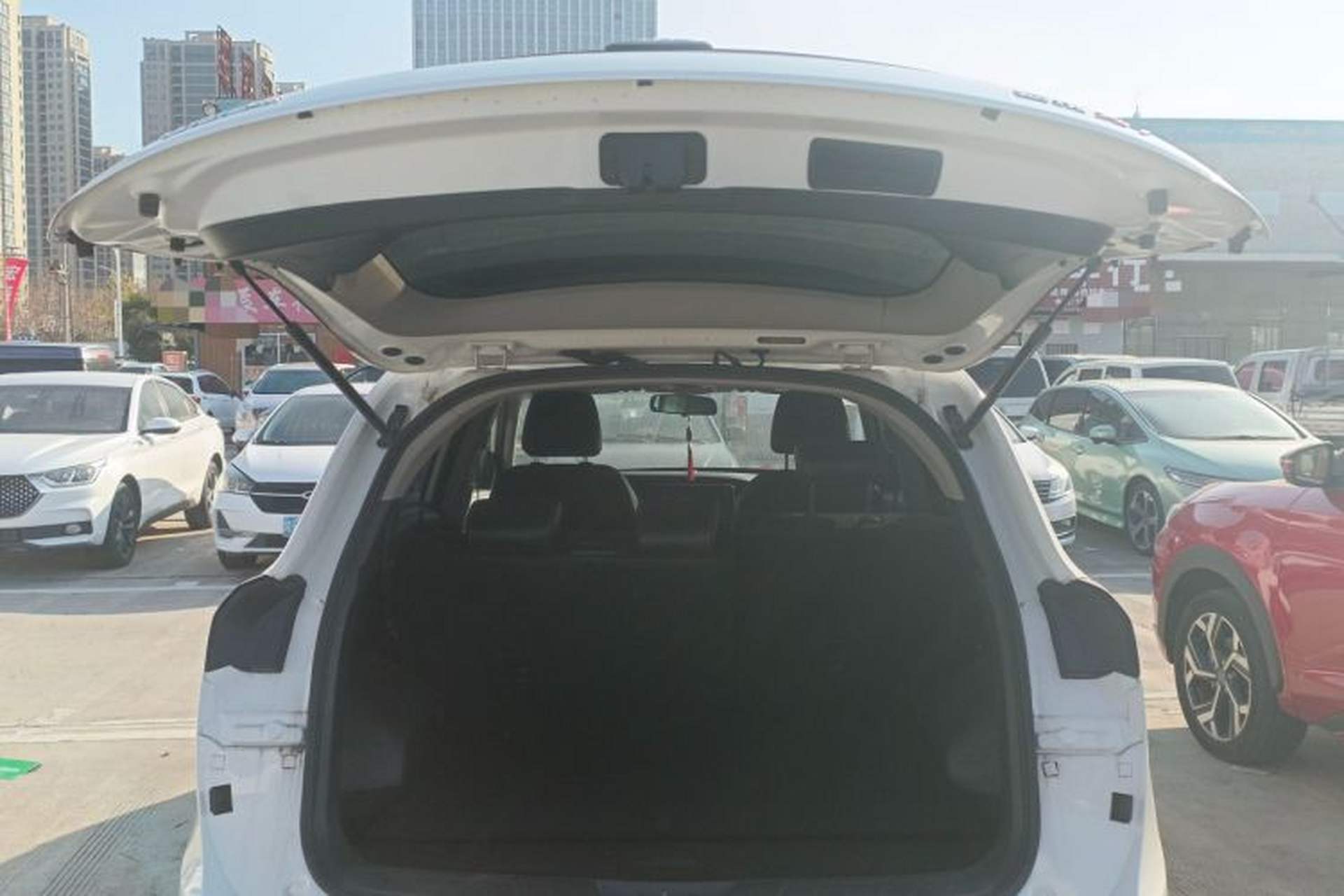 Used JAC Group X7 2020 1.5TGDI Automatic Free-Style Model Trunk