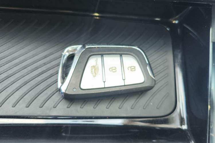Used JAC Group X7 2020 1.5TGDI Automatic Dream Edition Vehicle Key