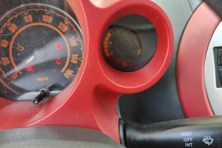 Used JAC Group Yueyue 2011 1.0L Comfort Version Odometer Close Up