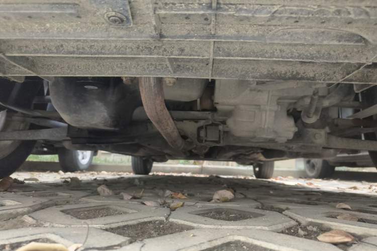 Used JAC Group Yueyue 2012 1.0L Luxury Model Chassis Front