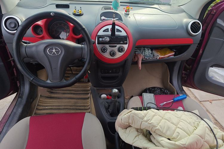 Used JAC Group Yueyue 2012 1.0L Comfort Version Center Console