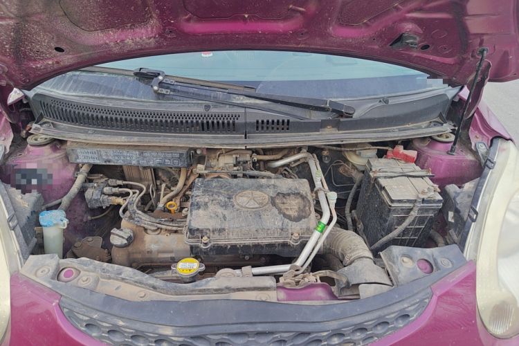 Used JAC Group Yueyue 2012 1.0L Comfort Version Engine Bay