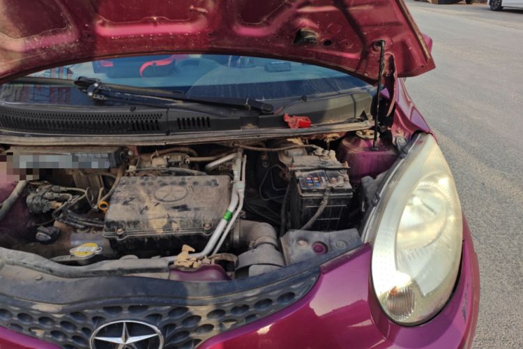 Used JAC Group Yueyue 2012 1.0L Comfort Version Engine Bay Left