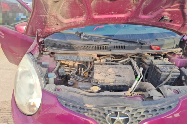 Used JAC Group Yueyue 2012 1.0L Comfort Version Engine Bay Right