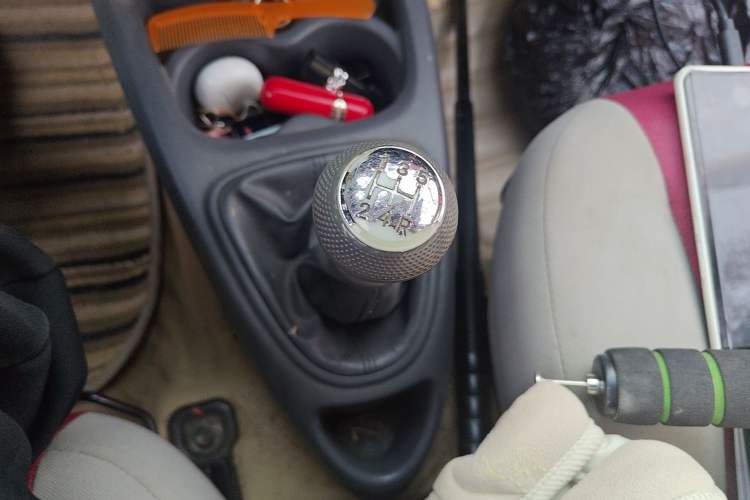Used JAC Group Yueyue 2012 1.0L Comfort Version Gear Lever