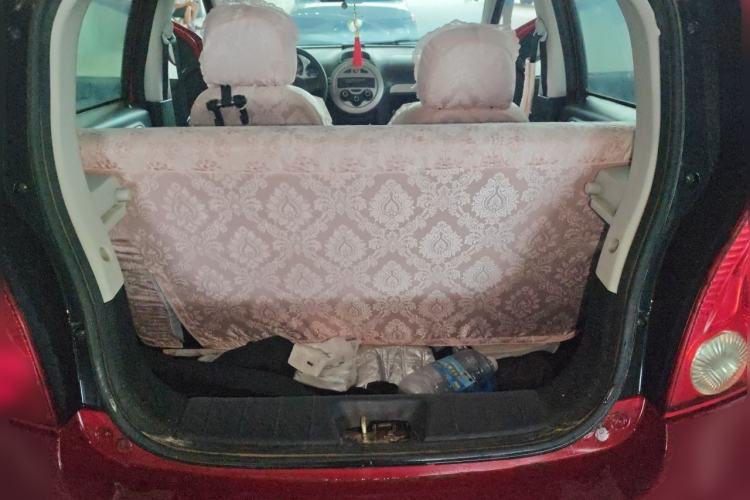Used JAC Group Yueyue 2012 CROSS 1.0L Comfort Model Trunk