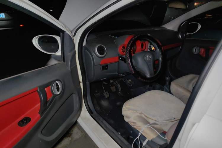 Used JAC Group Yueyue 2012 1.0L Luxury Model Driver Seat